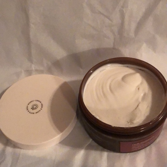 NWT Bath and Body Works Coco Shea Rich Moisture Coco + Shea Body Butter. 6.5 oz. - Picture 10 of 10